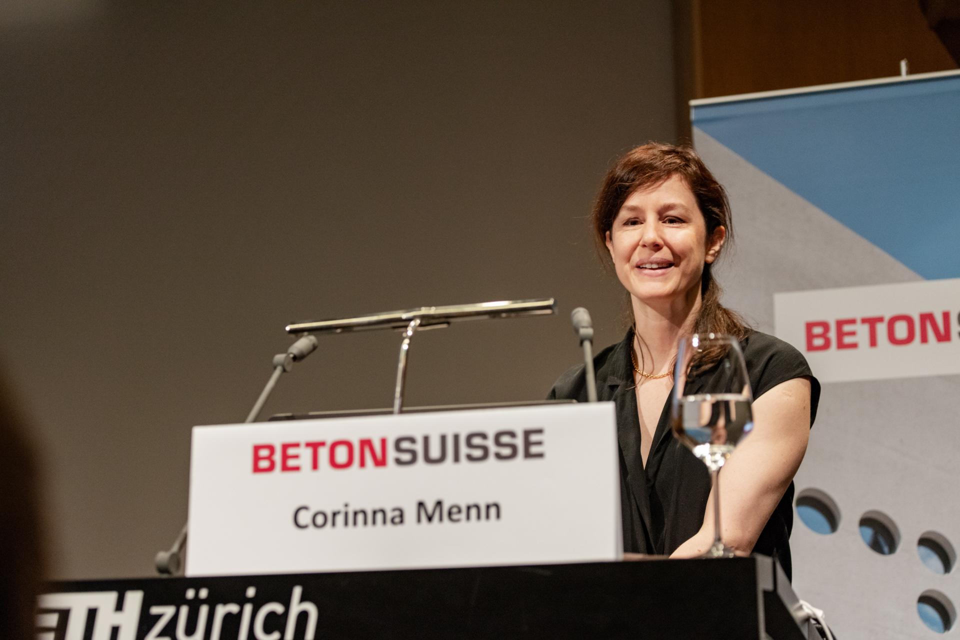 Corinna Menn.jpg