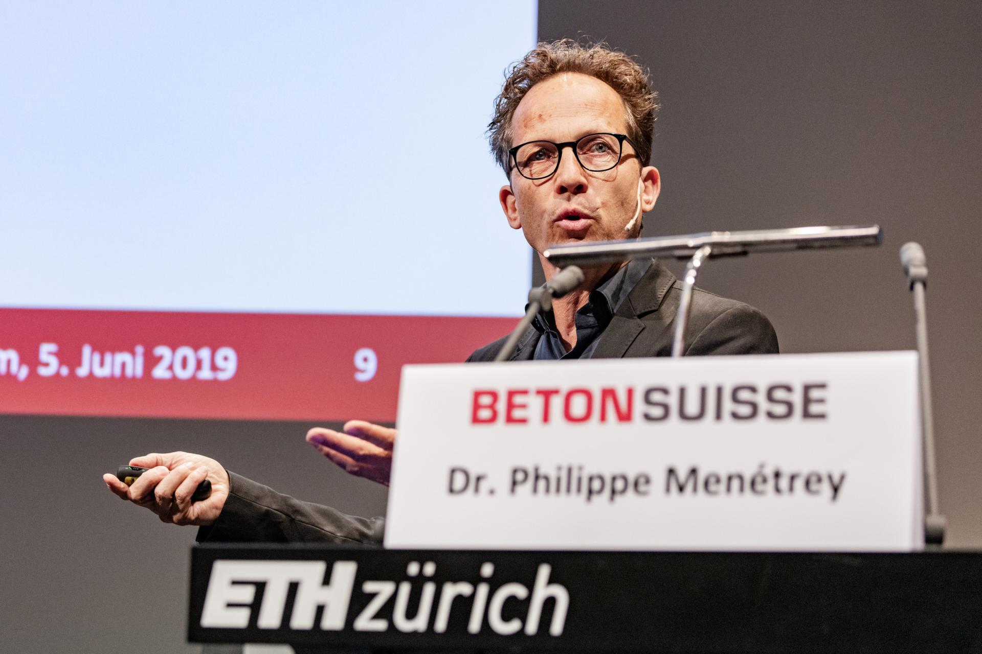 Dr. Philippe Menétrey (2).jpg